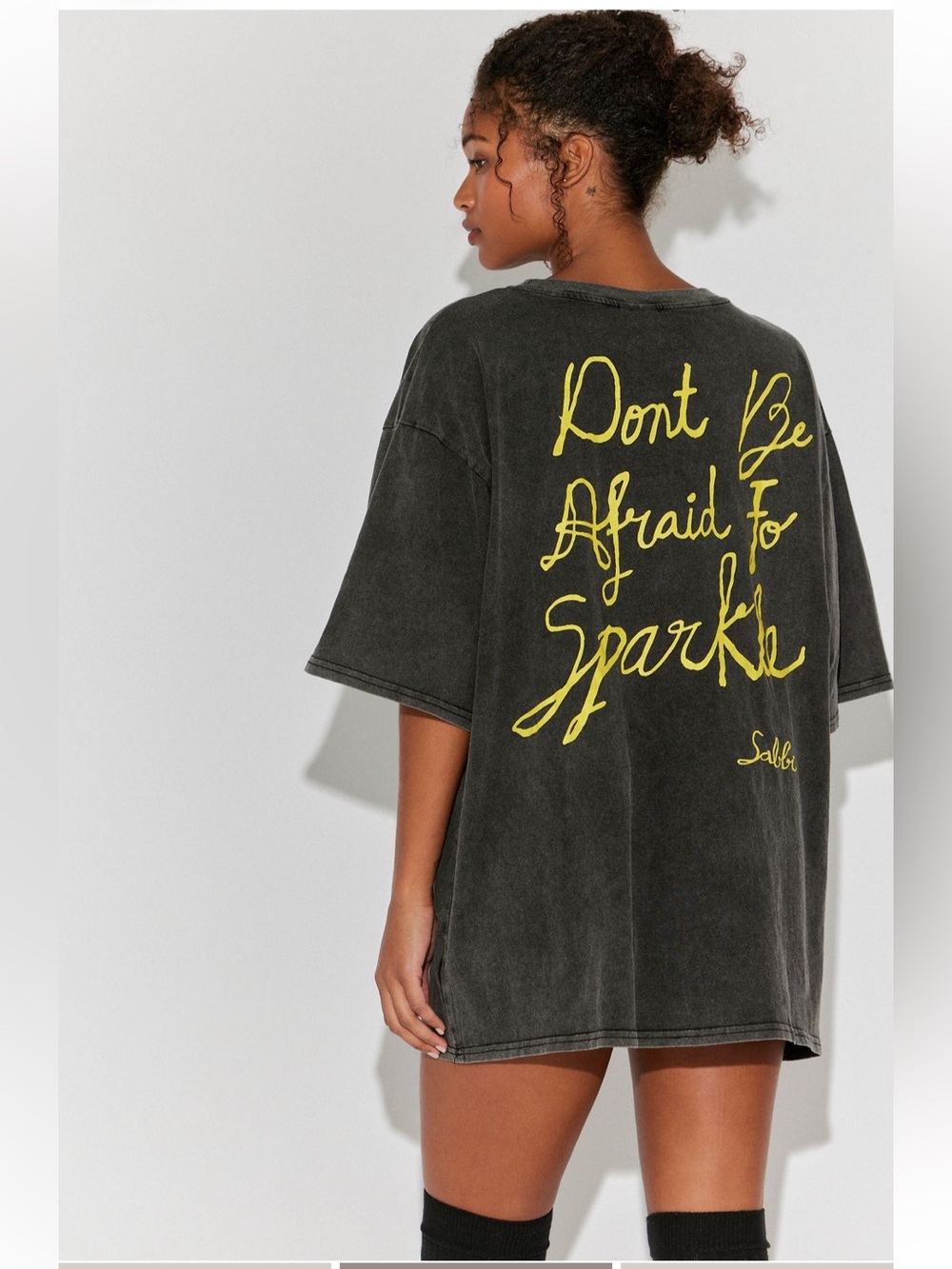NWT Sabbi Oversized Fringe Star Titty Tee in Charcoal - Picture 3 of 3